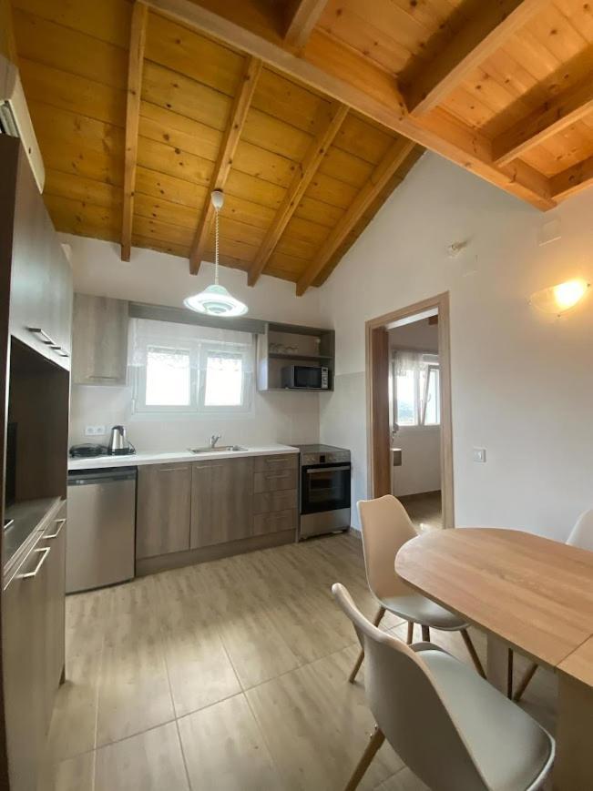 Theo Apartment 马拉希亚斯 外观 照片